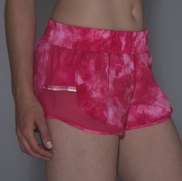 Lululemon beat the heat shorts - Picture 3 of 4